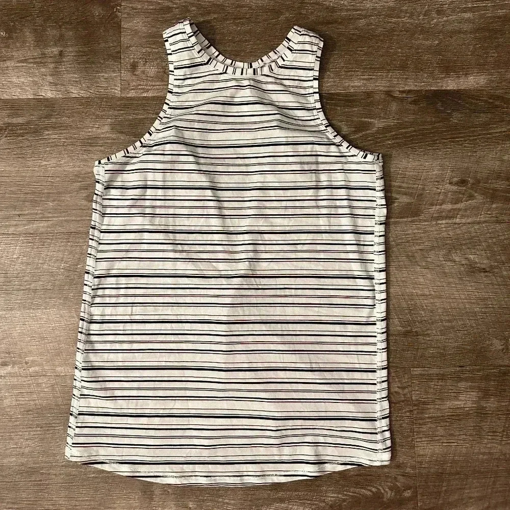 Lululemon Open Back Tank Women's White/Black Striped Top Shirt Athletic